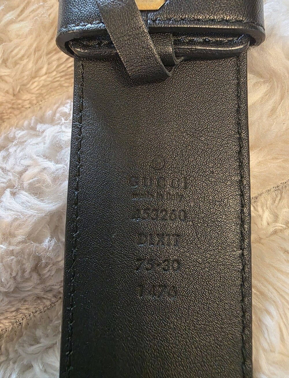 Authentic Gucci Black Leather Belt with Pearl-Embellished Gold Double G Buckle - Picture 5 of 8